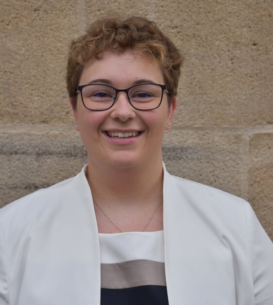 W&auml;hrend der Vakatur der Pfarrstelle ist Pfarrerin Deborah Drensek aus Zaberfeld zust&auml;ndig f&uuml;r die Durchf&uuml;hrung des Konfirmandenunterrichts und der Konfirmation. Sie erreichen Pfarrerin Drensek per Mail: deborah.drensek@elkw.de oder per Telefon: 07046/2132.